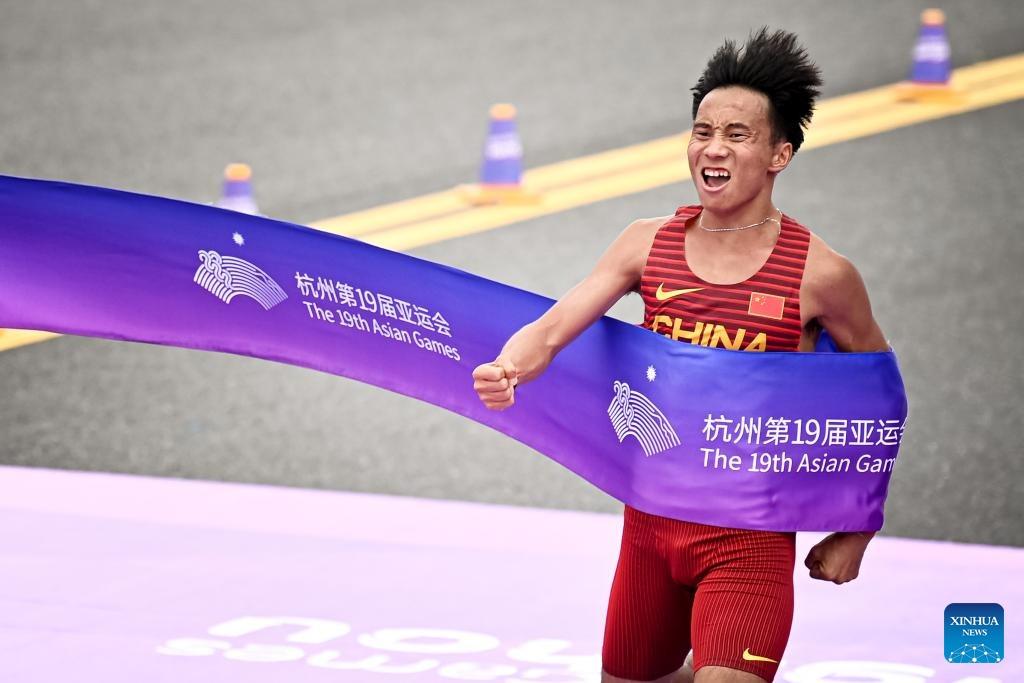 入季后赛正